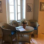 Bed & Breakfast Caneres