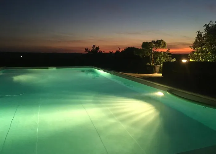 Caneres Bed and Breakfast *