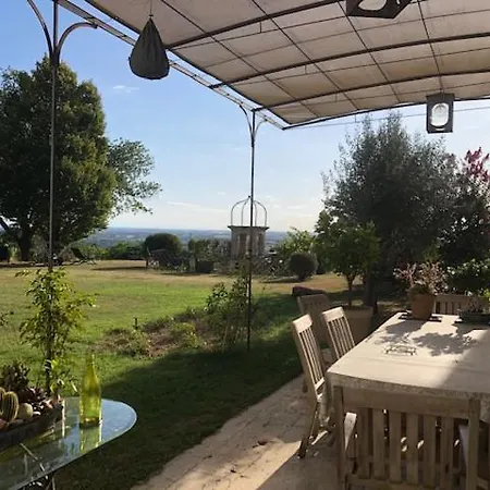 Bed & Breakfast Caneres *